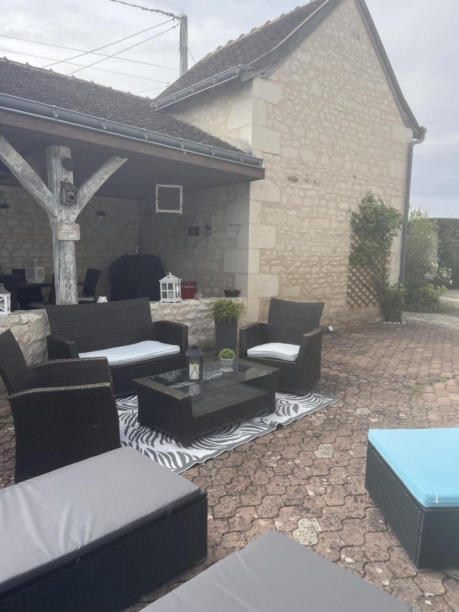 Gite Les Piraudieres Noyant-de-Touraine Buitenkant foto
