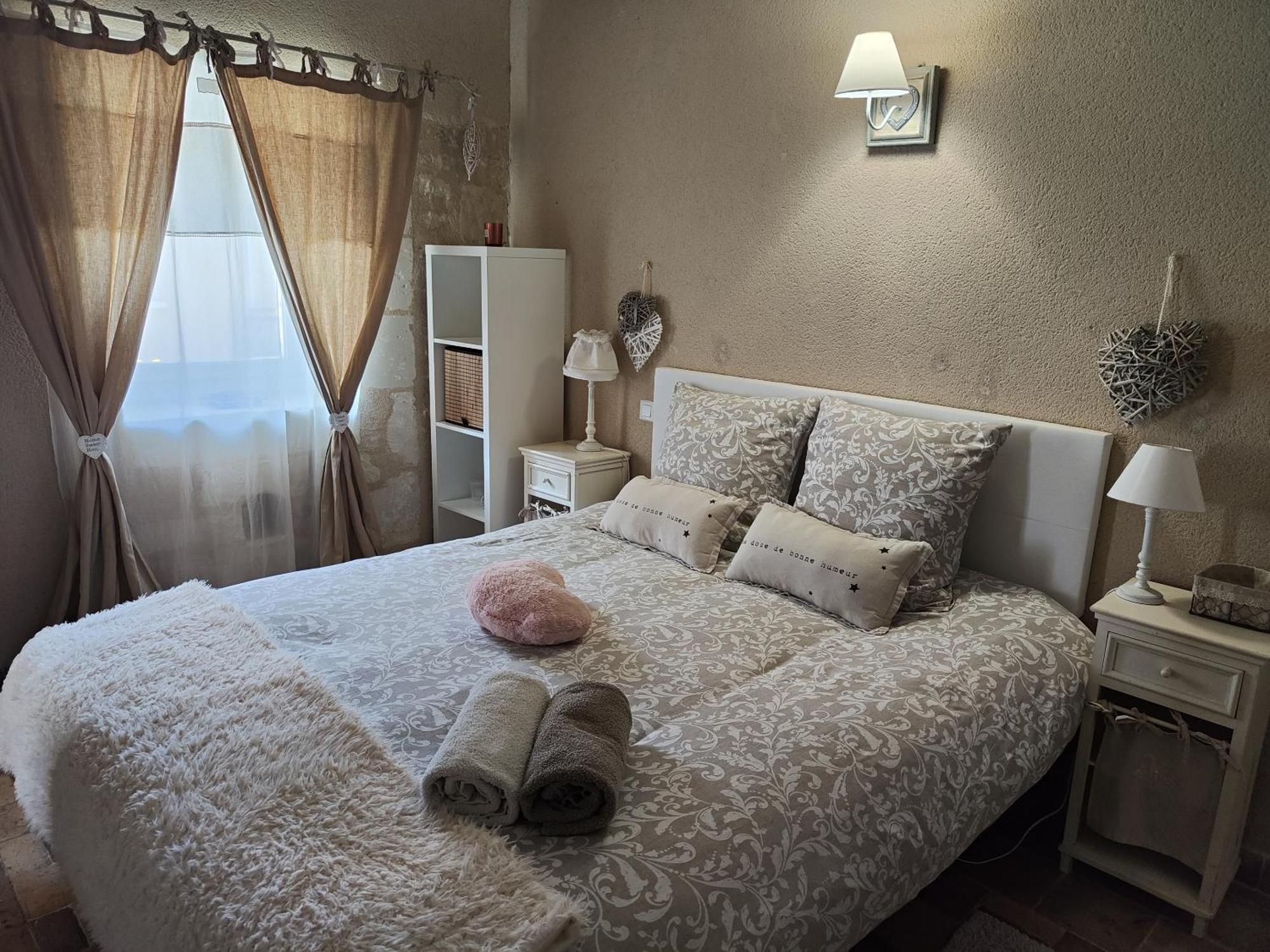 Gite Les Piraudieres Noyant-de-Touraine Kamer foto